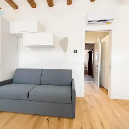 San Vito Tirabora Short Rent شقة ترييستي