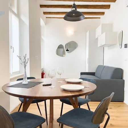 شقة San Vito Tirabora Short Rent ترييستي